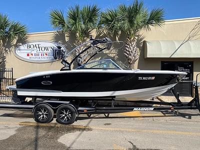BOATZON | Cobalt CS23 Surf 2018 BOATZON | Cobalt CS23 Surf 2018