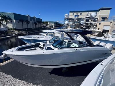 BOATZON | Cobalt R33 2025