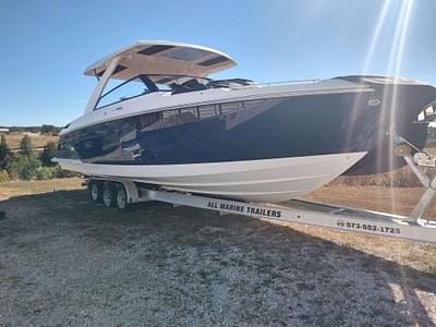 BOATZON | Cobalt R35 2023 BOATZON | Cobalt R35 2023