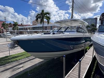 BOATZON | Cobalt R35 2025 BOATZON | Cobalt R35 2025