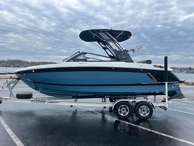 BOATZON | Cobalt R4 Surf 2023 BOATZON | Cobalt R4 Surf 2023