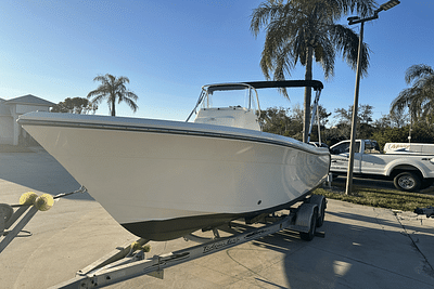 BOATZON | Cobia 201 CC 2021