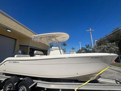 BOATZON | Cobia 237 Center Console 2022 BOATZON | Cobia 237 Center Console 2022