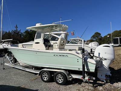 BOATZON | Cobia 240 Center Console 2021