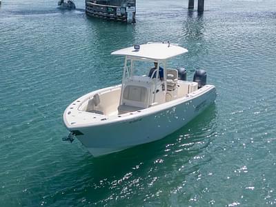 BOATZON | Cobia 277 Center Console 2019