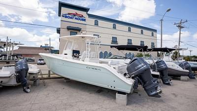 BOATZON | Cobia 301 CC 2021 BOATZON | Cobia 301 CC 2021