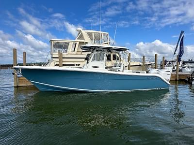 BOATZON | Cobia 301 Center Console 2025