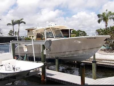 BOATZON | Cobia 344 Center Console 2018