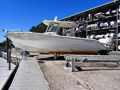 BOATZON | Cobia 344 Center Console 2018