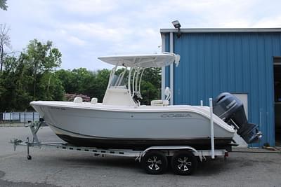 BOATZON | Cobia Boats 220 CC 2020