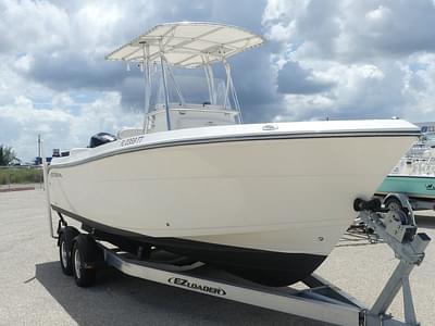 BOATZON | Cobia Boats 237CC 2021