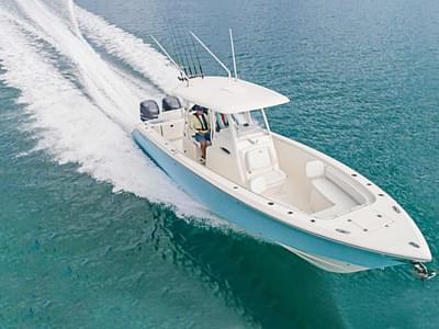 BOATZON | Cobia Boats 301 CC 2022