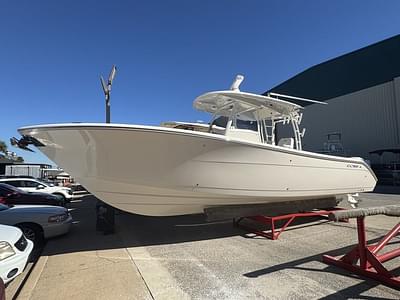 BOATZON | Cobia Boats 320CC 2021