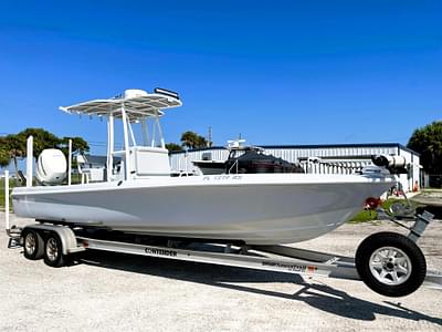 BOATZON | Contender 25 Bay 2015 BOATZON | Contender 25 Bay 2015