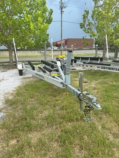 BOATZON | Continental Trailer A2460B5800 2022 BOATZON | Continental Trailer A2460B5800 2022