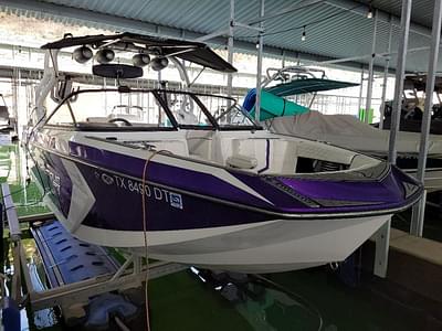 BOATZON | Correct Craft Super Air Nautique G23 2017 BOATZON | Correct Craft Super Air Nautique G23 2017