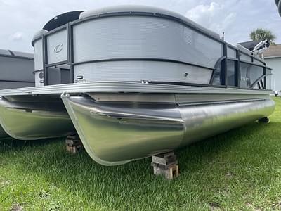 BOATZON | Crest Classic 220 SF 2024