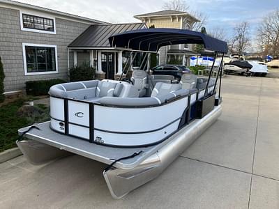 BOATZON | Crest Classic DLX 220 SLC 2024