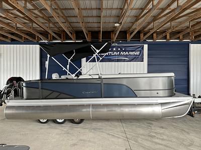 BOATZON | Crest Classic Fish 220 SF 2024