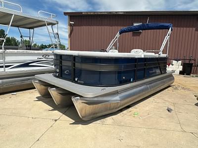 BOATZON | Crest Classic LX 200 SLC 2022 BOATZON | Crest Classic LX 200 SLC 2022