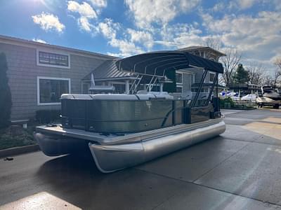 BOATZON | Crest Classic LX 220 2024