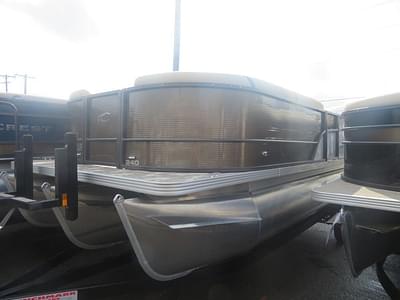 BOATZON | Crest Classic LX 240 SLC CPT 2023 BOATZON | Crest Classic LX 240 SLC CPT 2023
