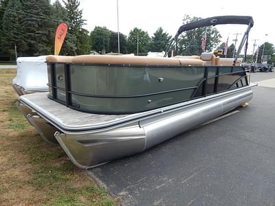 BOATZON | Crest Conquest 250 Tri 2026