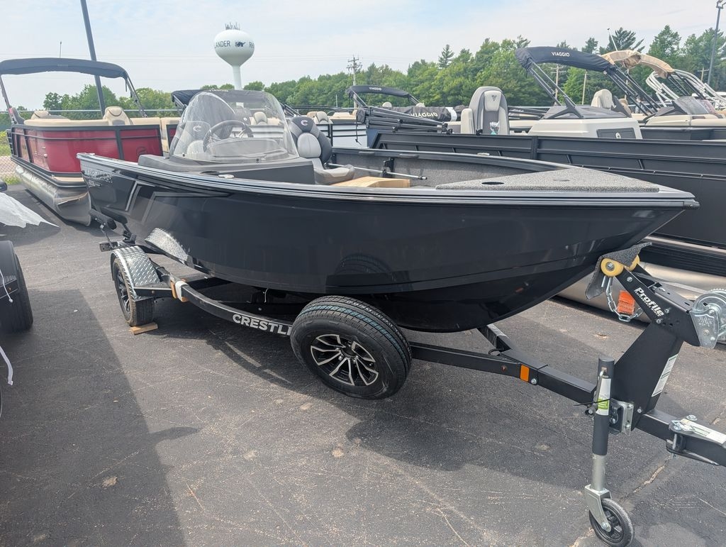 2025 Crestliner 1650 HAWK SC JUMPSEAT - Sold Boat