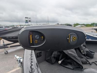 BOATZON | Crestliner 1750 FISH HAWK 2021 BOATZON | Crestliner 1750 FISH HAWK 2021