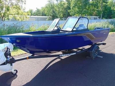 BOATZON | Crestliner 1750 Hawk Walkthrough 2026 BOATZON | Crestliner 1750 Hawk Walkthrough 2026
