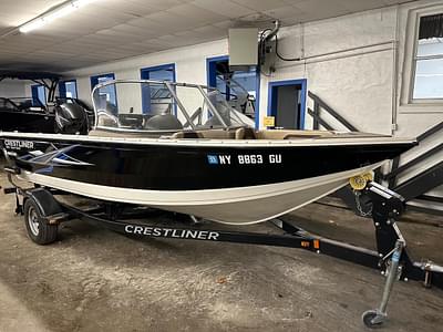 BOATZON | 2016 Crestliner 1850 Super Hawk