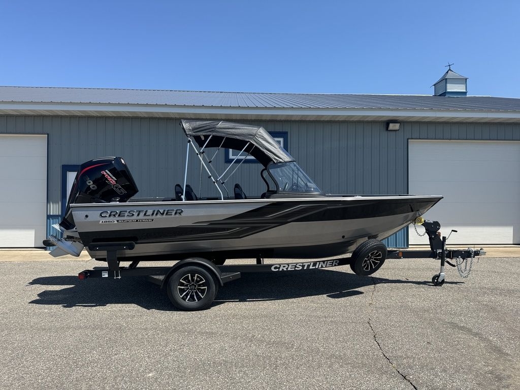 2025 Crestliner 1850 Super Hawk JS w Mercury 200 - Sold Boat