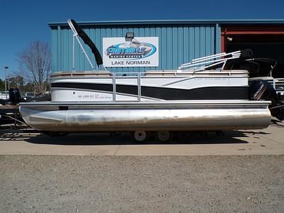BOATZON | Crestliner 220 Rally 2018 BOATZON | Crestliner 220 Rally 2018