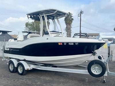 BOATZON | Crownline 206 CC Finseeker 2021