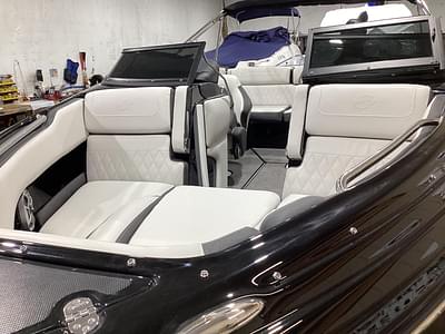 BOATZON | Crownline 220 SS LPX 2024