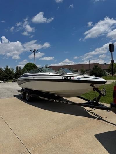 BOATZON | Crownline 225BR 2003 BOATZON | Crownline 225BR 2003