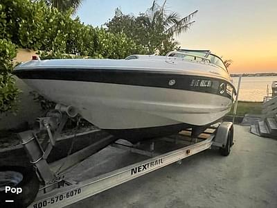 BOATZON | Crownline 240 EX