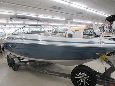 BOATZON | Crownline 240 SS 2023