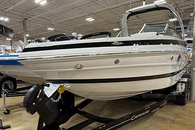 BOATZON | Crownline 260SS 2025