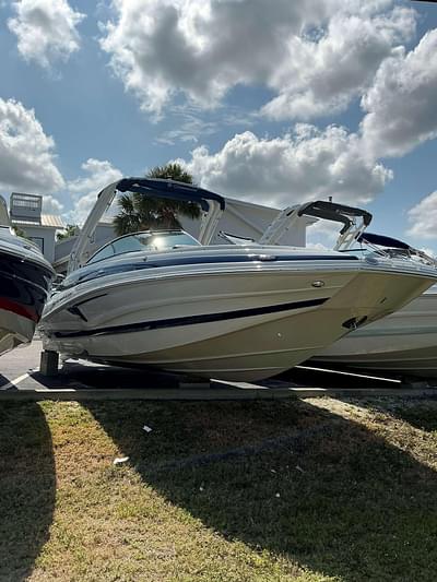 BOATZON | Crownline 260XSS 2024
