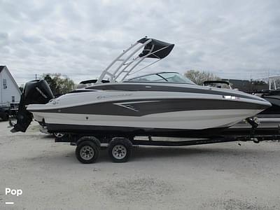 BOATZON | Crownline E 235 XS BOATZON | Crownline E 235 XS