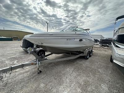BOATZON | Crownline E2 2016