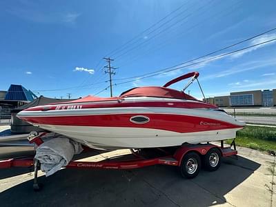 BOATZON | Crownline E2 2017