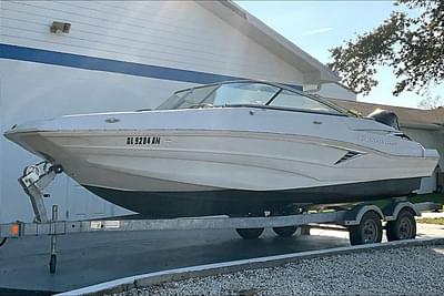 BOATZON | Crownline E215 XS 2023 BOATZON | Crownline E215 XS 2023