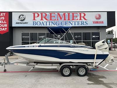 BOATZON | Crownline E21XS 2018