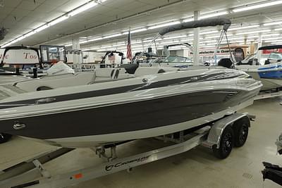 BOATZON | Crownline E230 XS 2024