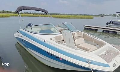 BOATZON | Crownline E235