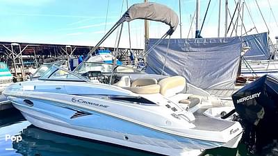 BOATZON | Crownline E235 XS