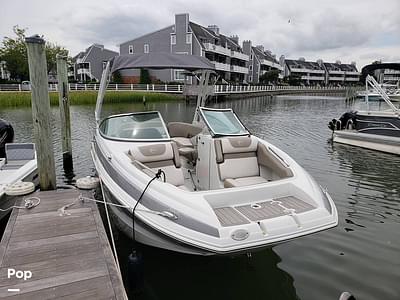 BOATZON | Crownline E235XS BOATZON | Crownline E235XS