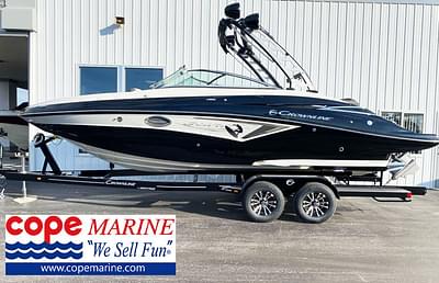 BOATZON | Crownline E255 Surf 2023